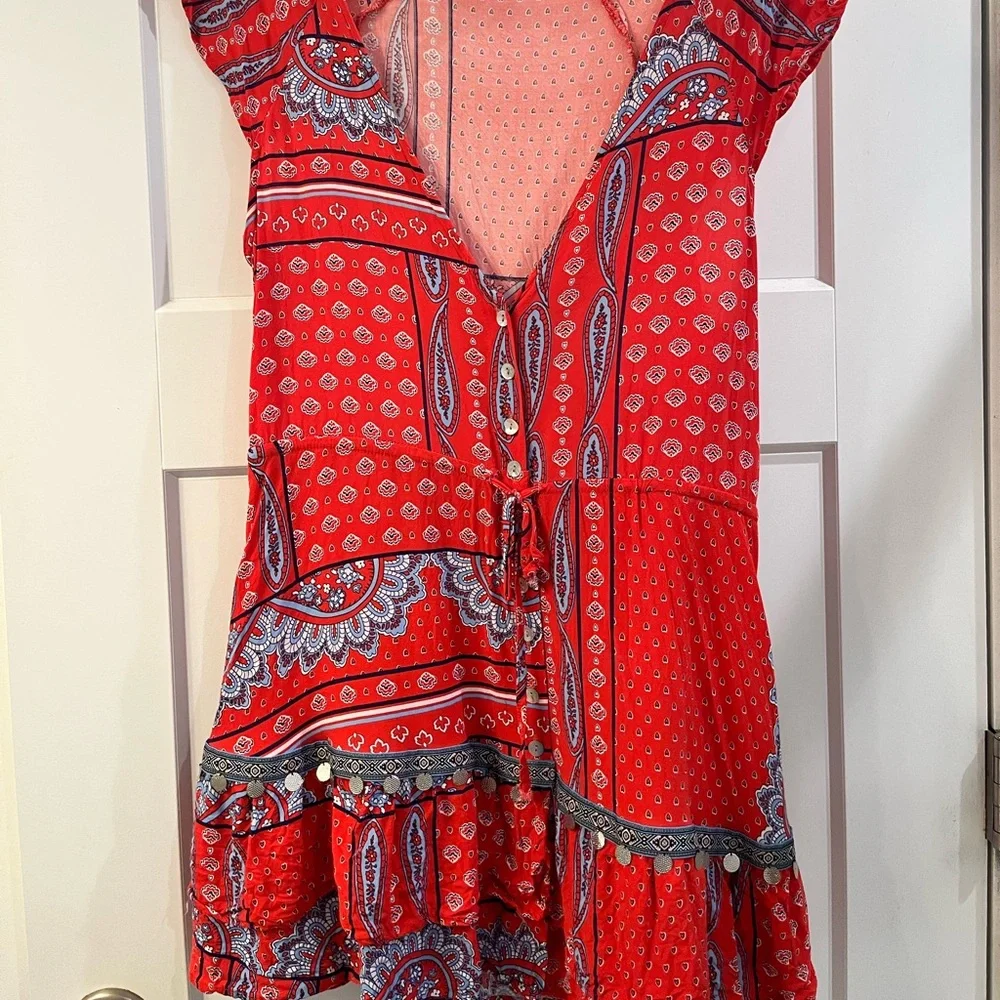 Red tunic - Picture 1 of 3